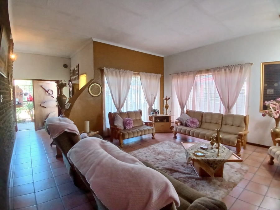 3 Bedroom Property for Sale in Sasolburg Ext 11 Free State